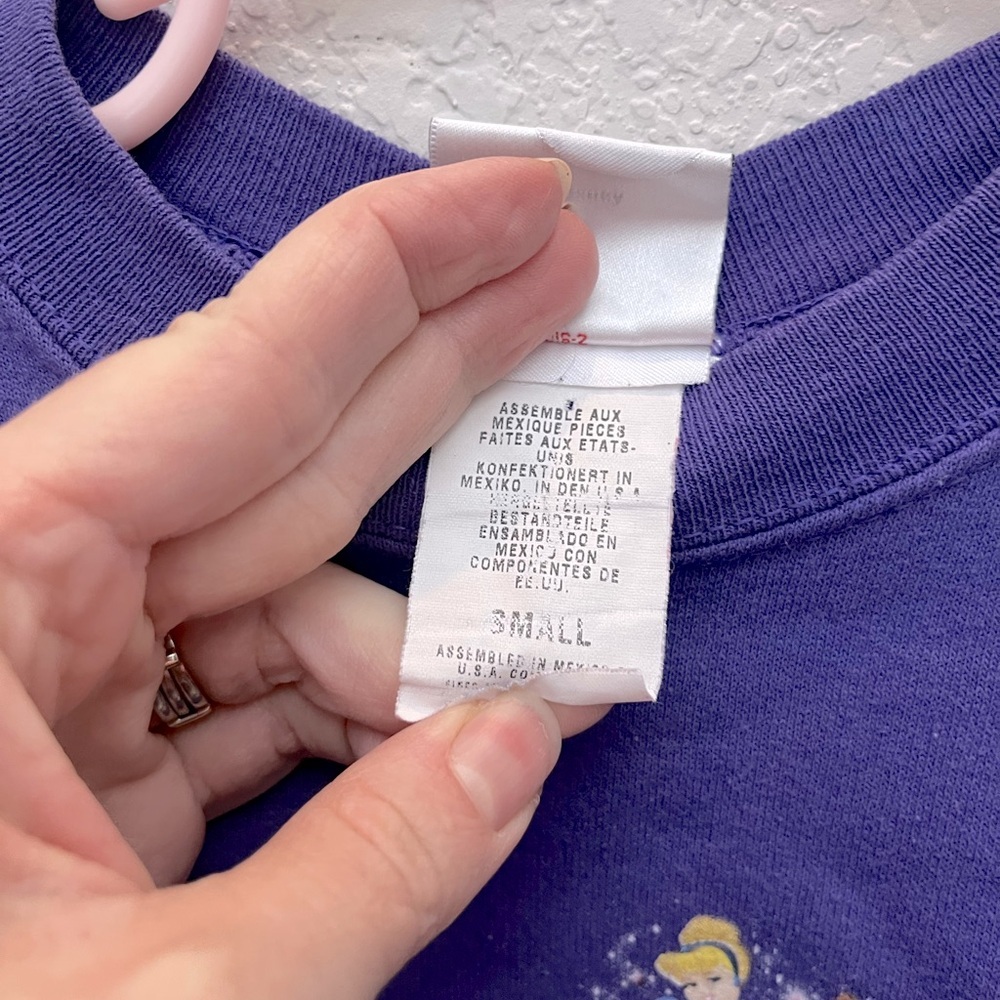 True Vintage 90s Disney Store Forever a Princess Crewneck Sweatshirt Size Small - Picture 5 of 6